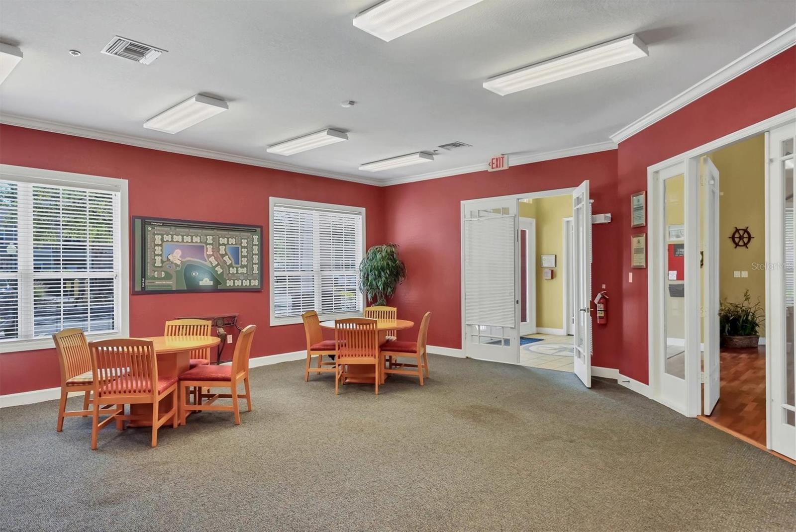 ADMIRALS WALK - Residential