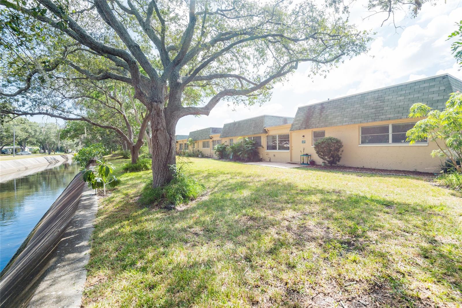 VENDOME VILLAGE - Residential