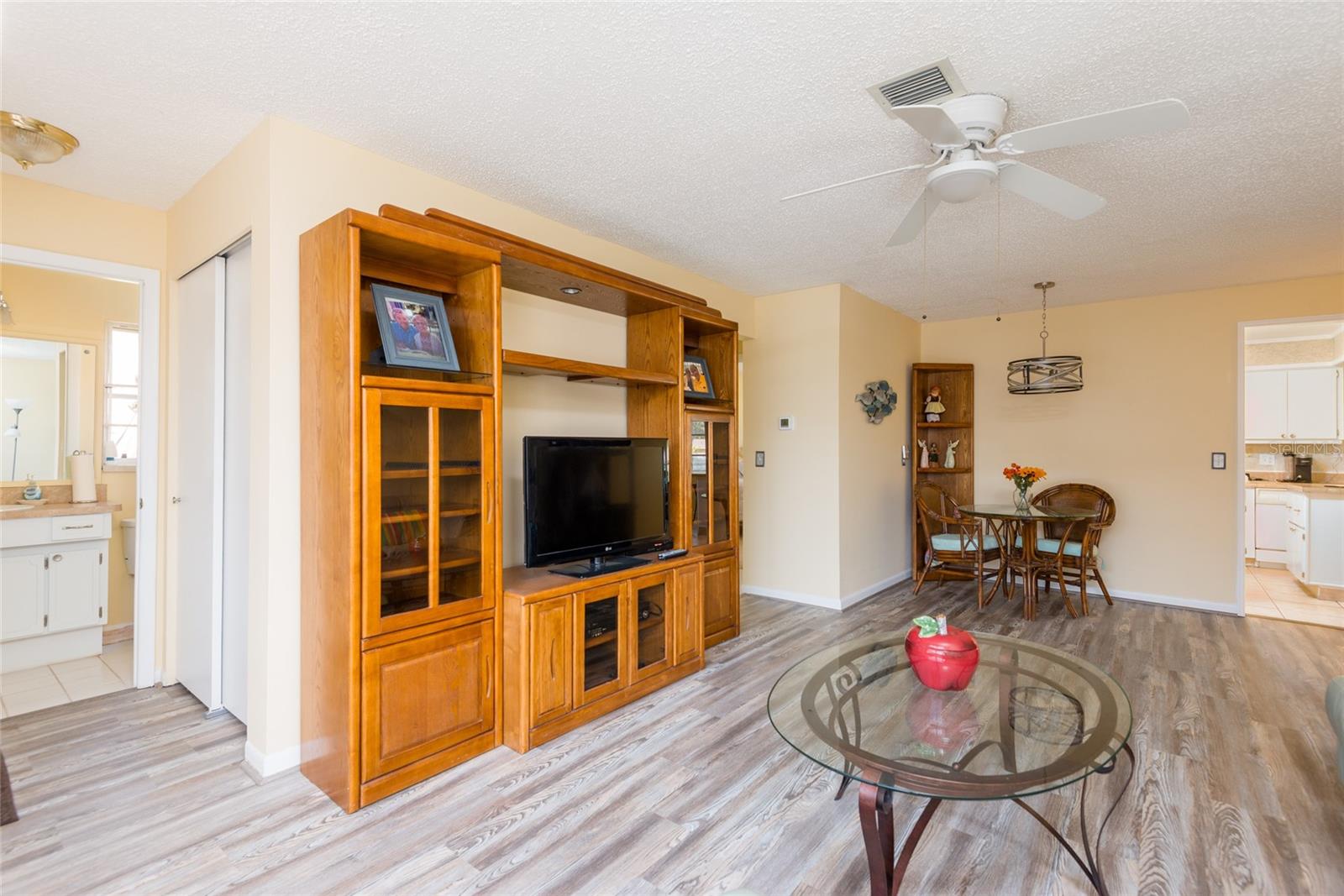 VENDOME VILLAGE - Residential