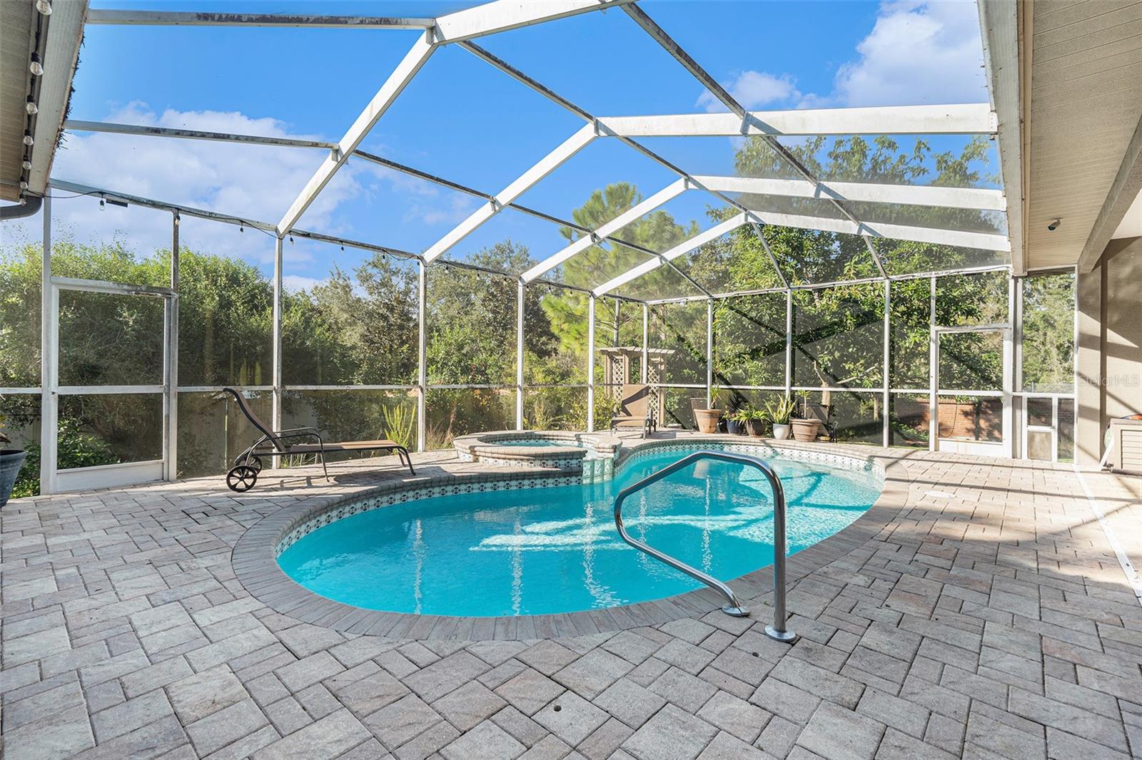 COUNTRY OAK ESTATES - Residential