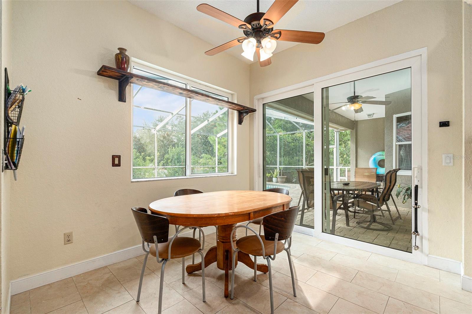 COUNTRY OAK ESTATES - Residential