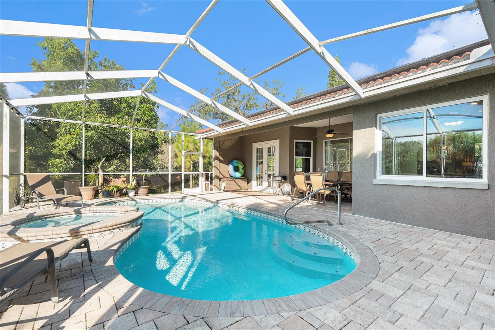 COUNTRY OAK ESTATES - Residential