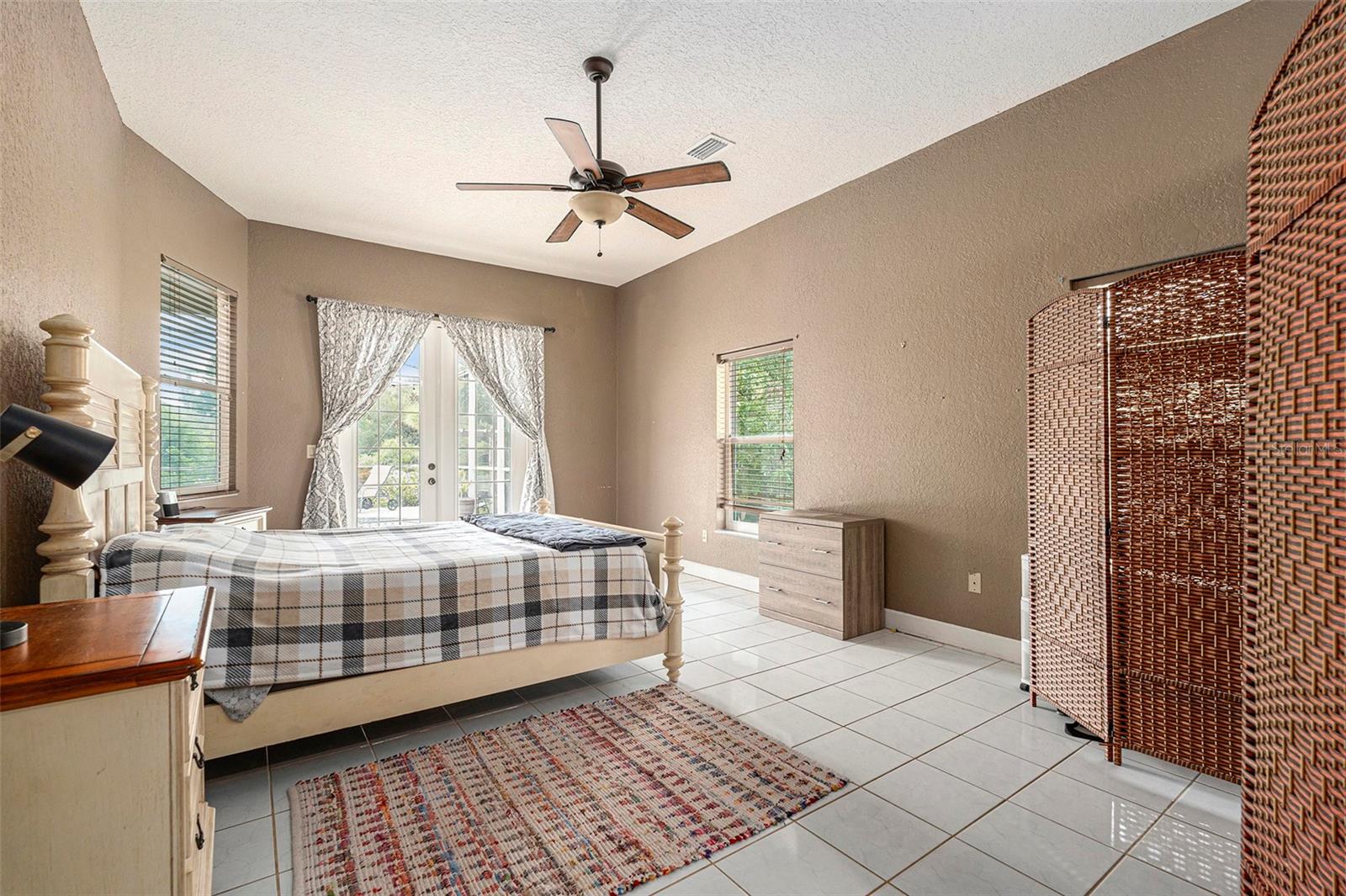 COUNTRY OAK ESTATES - Residential