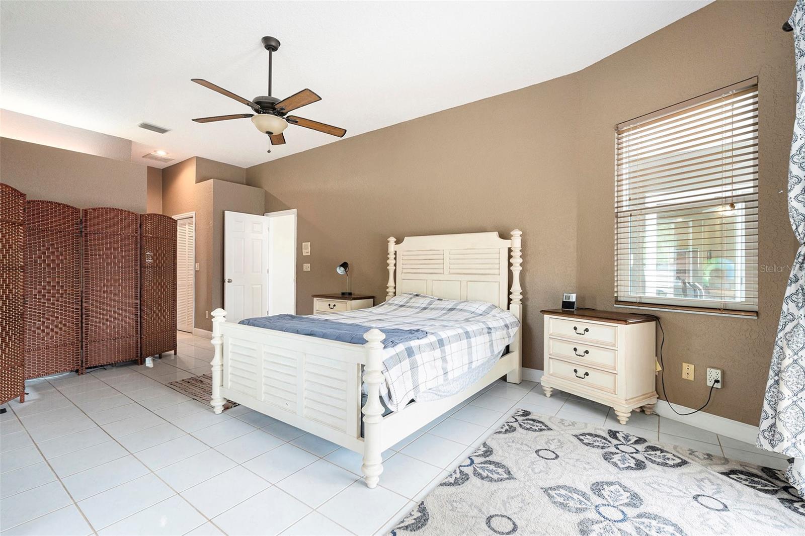 COUNTRY OAK ESTATES - Residential