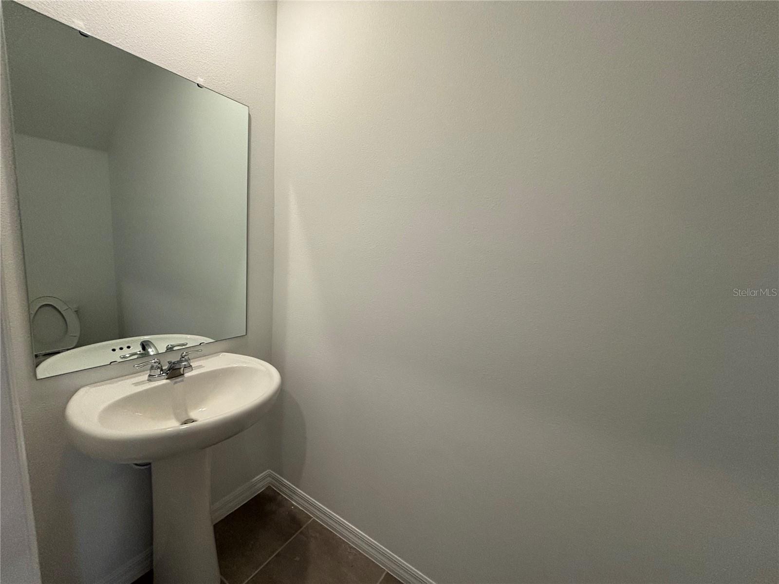 CAGAN XINGS WEST PH 1 - Residential Lease