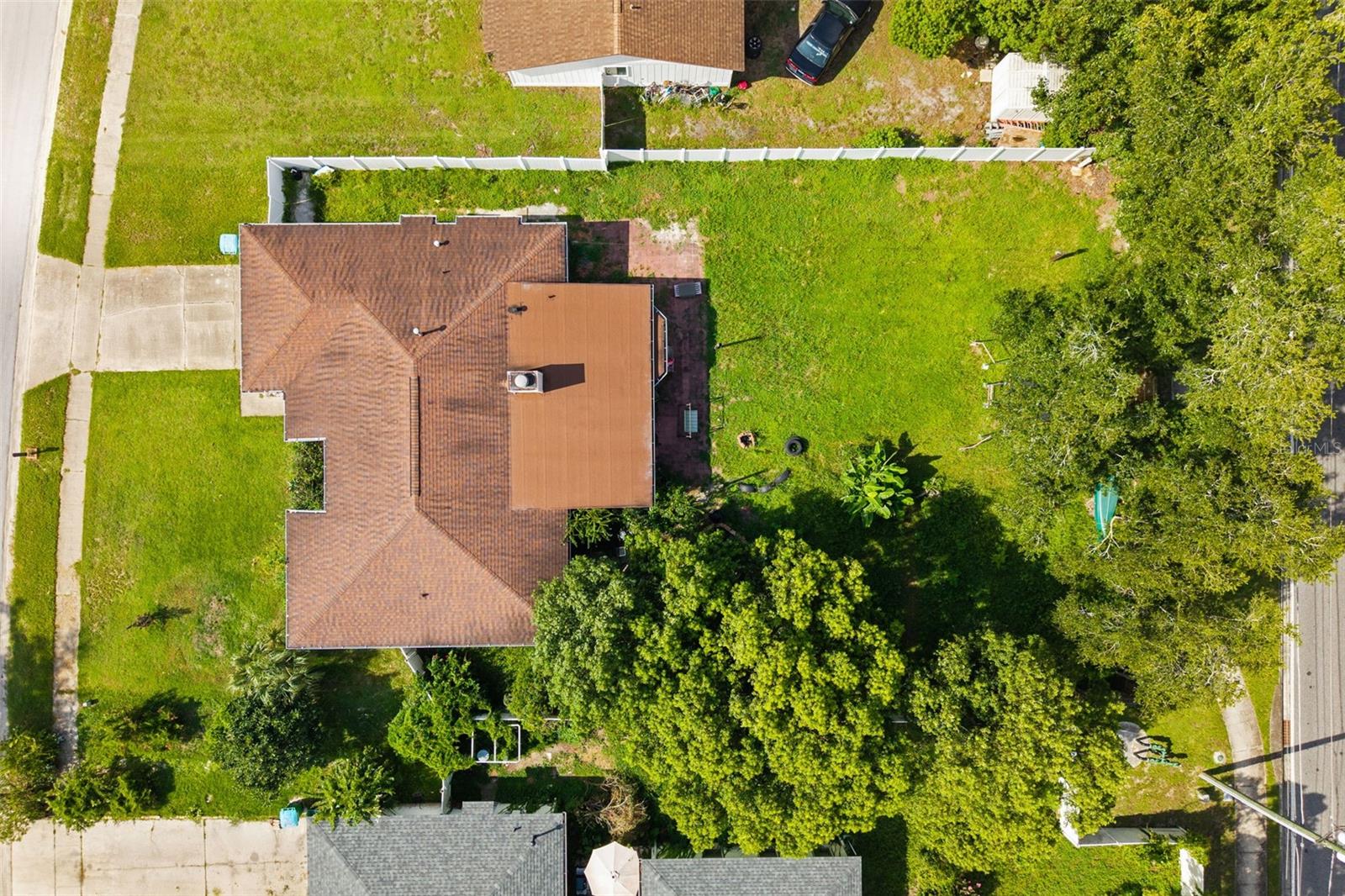 911 ALAMEDA DRIVE