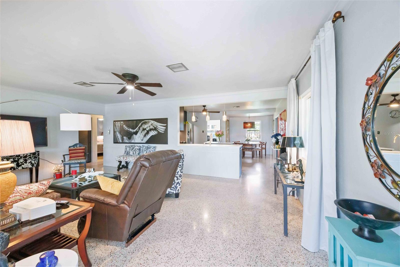 SOUTH VENICE - Residential