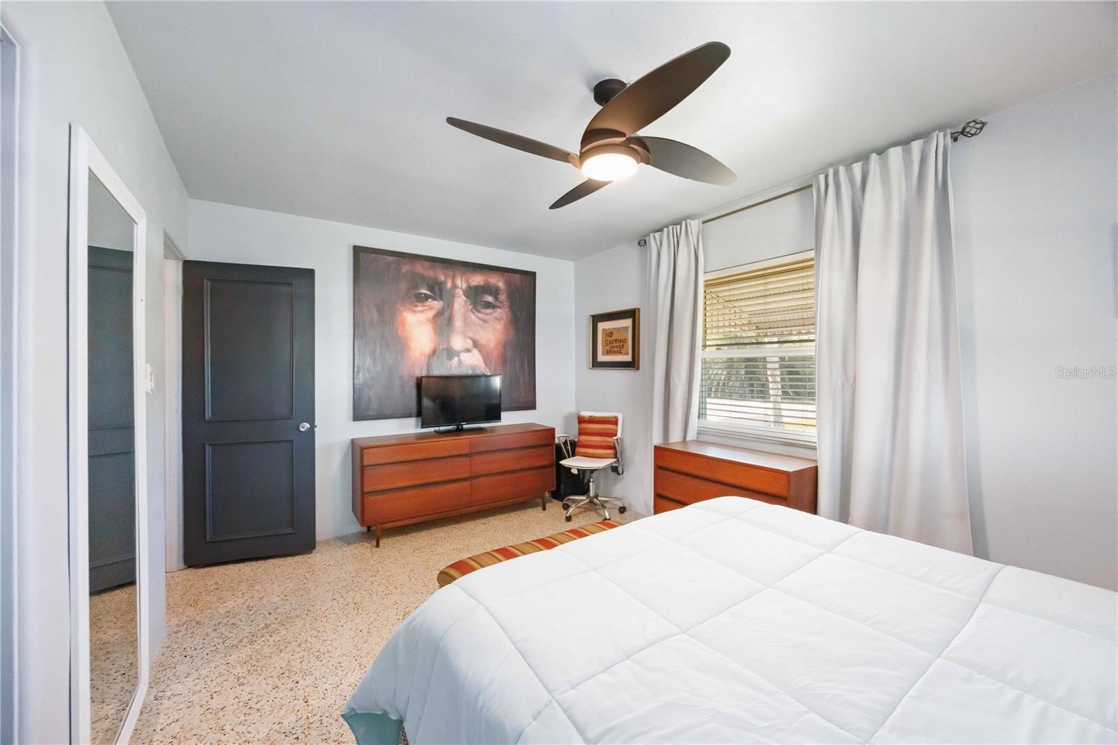 SOUTH VENICE - Residential