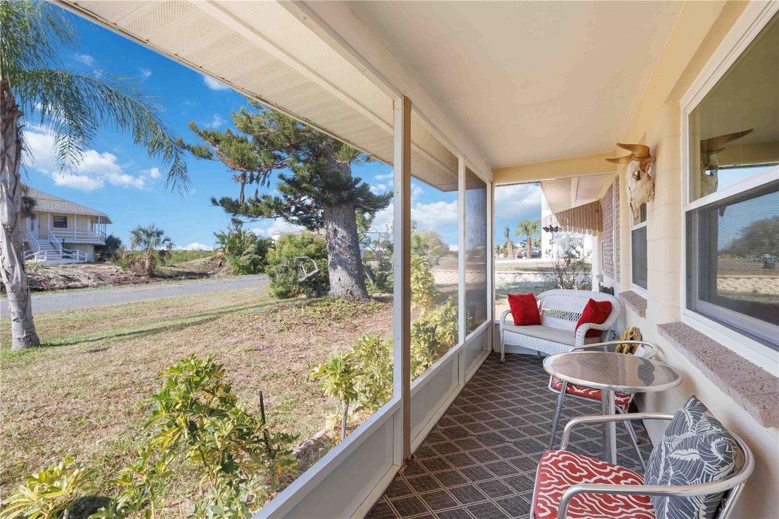 SOUTH VENICE - Residential