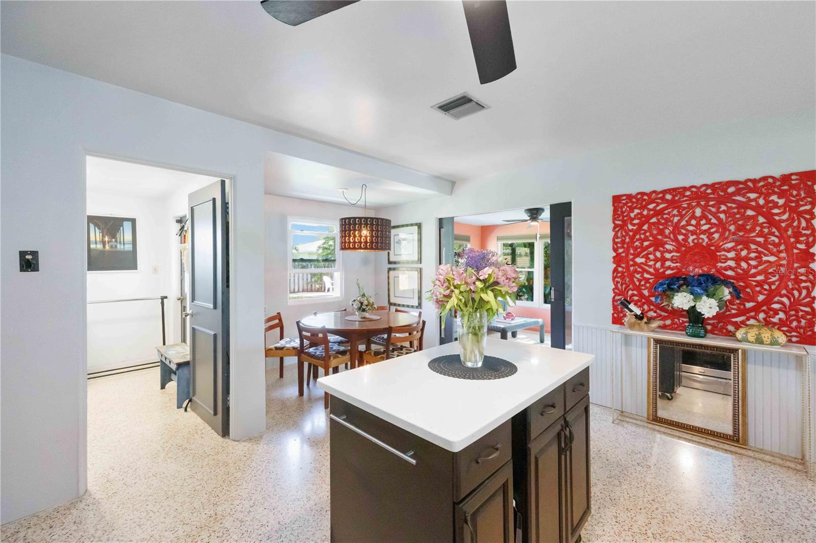 SOUTH VENICE - Residential