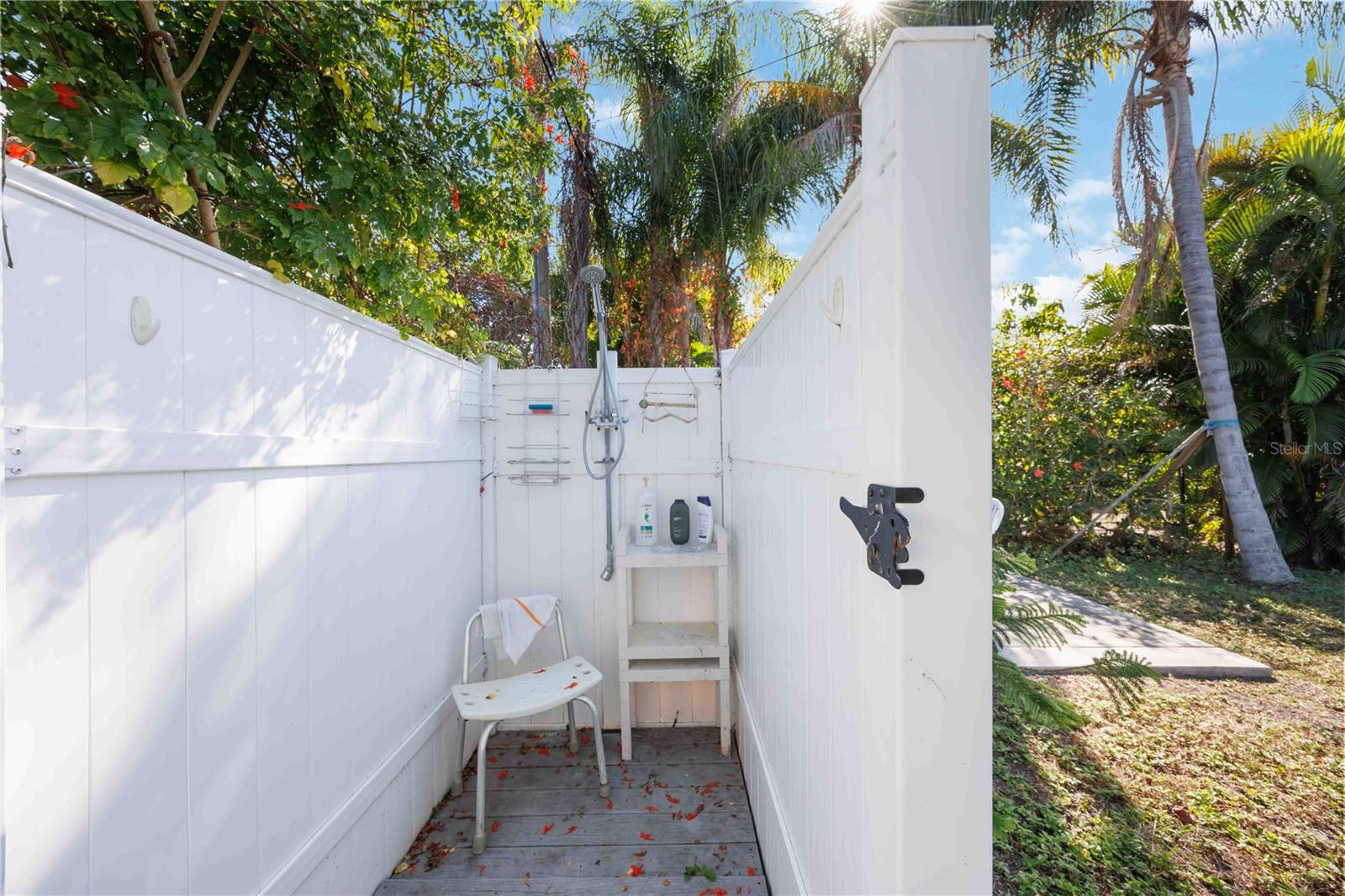 SOUTH VENICE - Residential