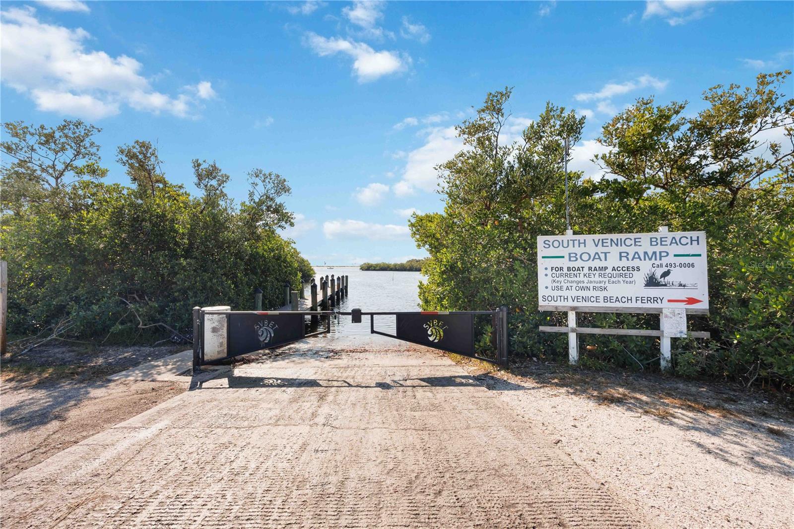 4909 LEMON BAY DRIVE