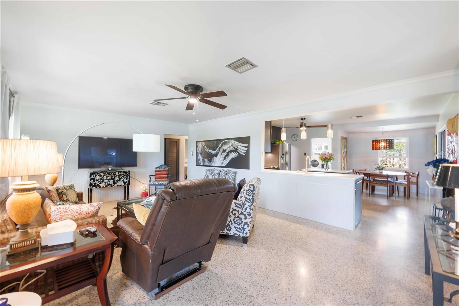 SOUTH VENICE - Residential