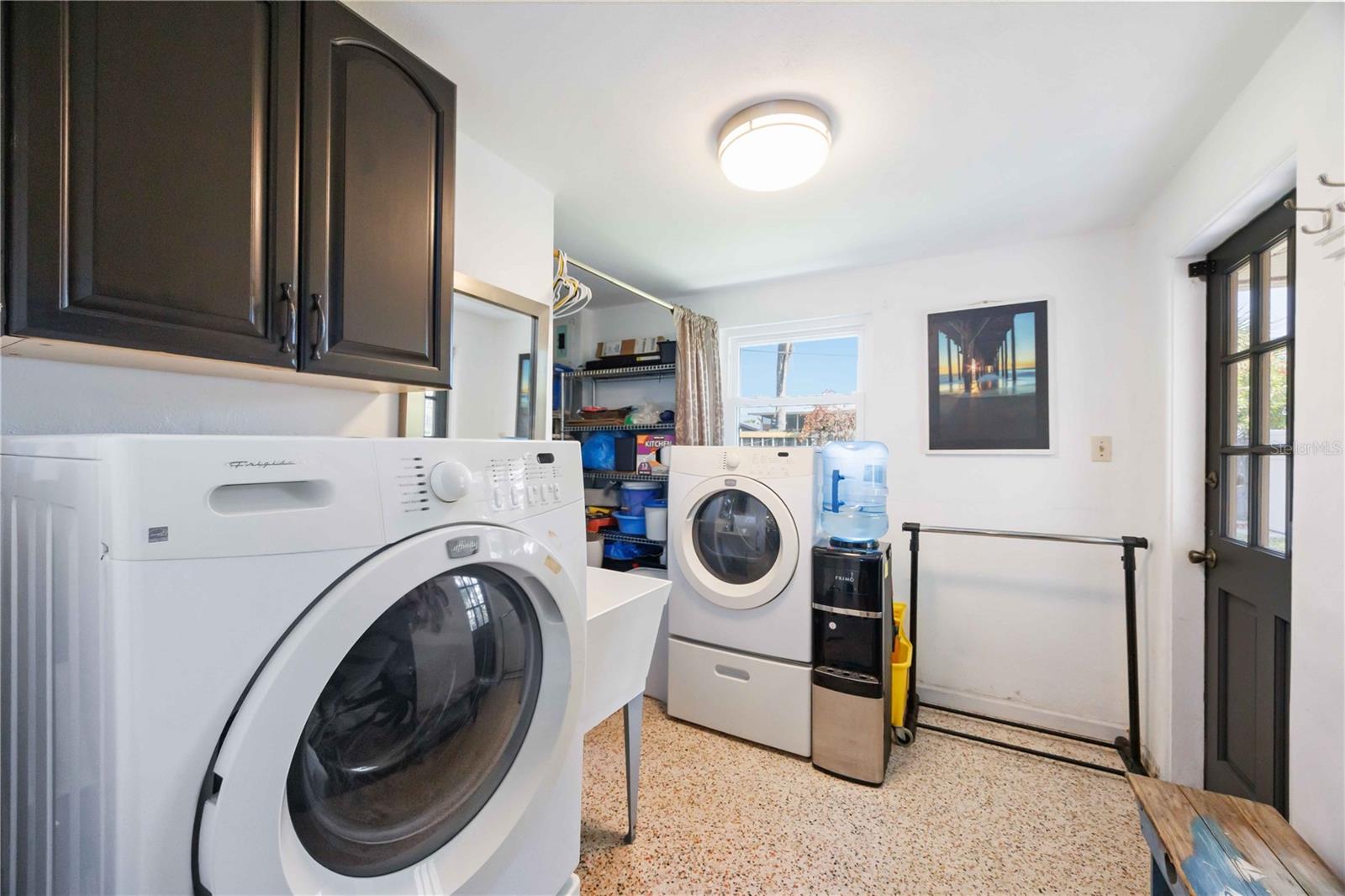 SOUTH VENICE - Residential