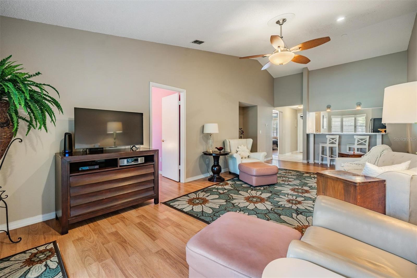 BAY TOWNE WEST - Residential