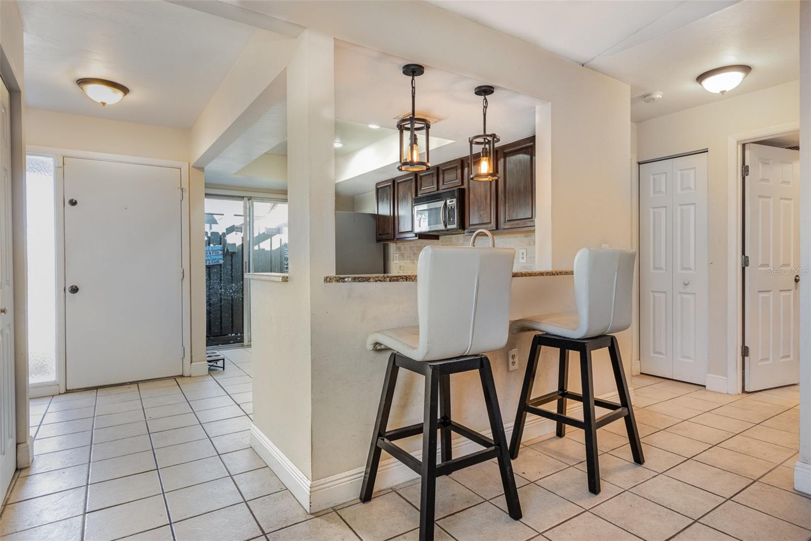 5753 SUMMER SIDE LANE 8A