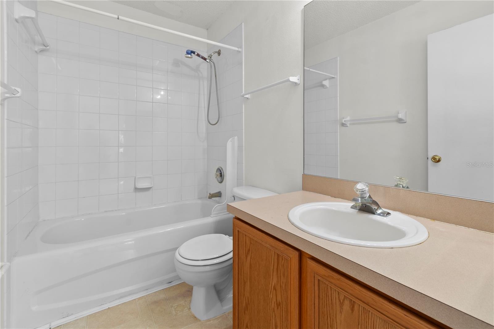 RIVERWALK AT WATERSIDE ISLAND - Residential Lease