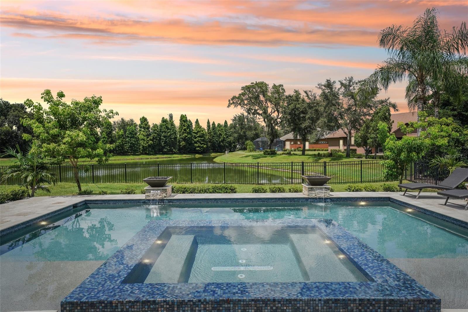 121 FALLING WATER DRIVE