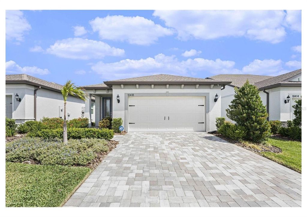 Photo of 10418 Spring Tide Way, Parrish, FL 34219 (MLS # A4700820)