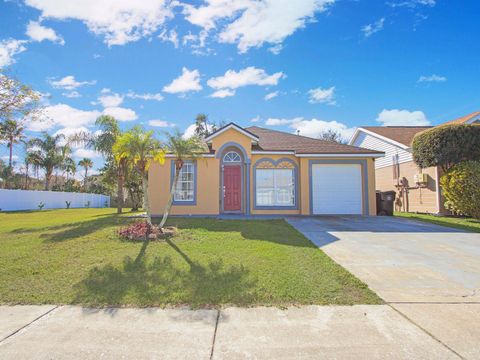 Photo of 6936 Needle Point Drive, Orlando, FL 32822 (MLS # OM716993)