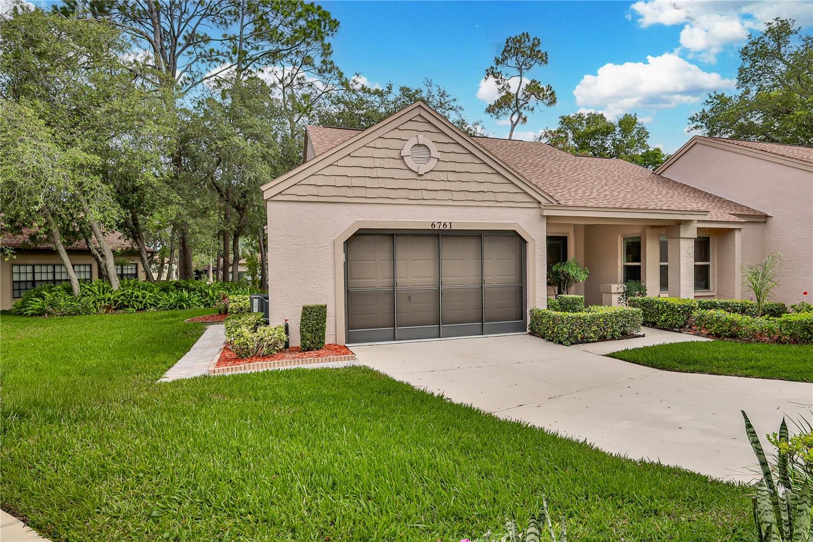 6761 PEARLEAF COURT