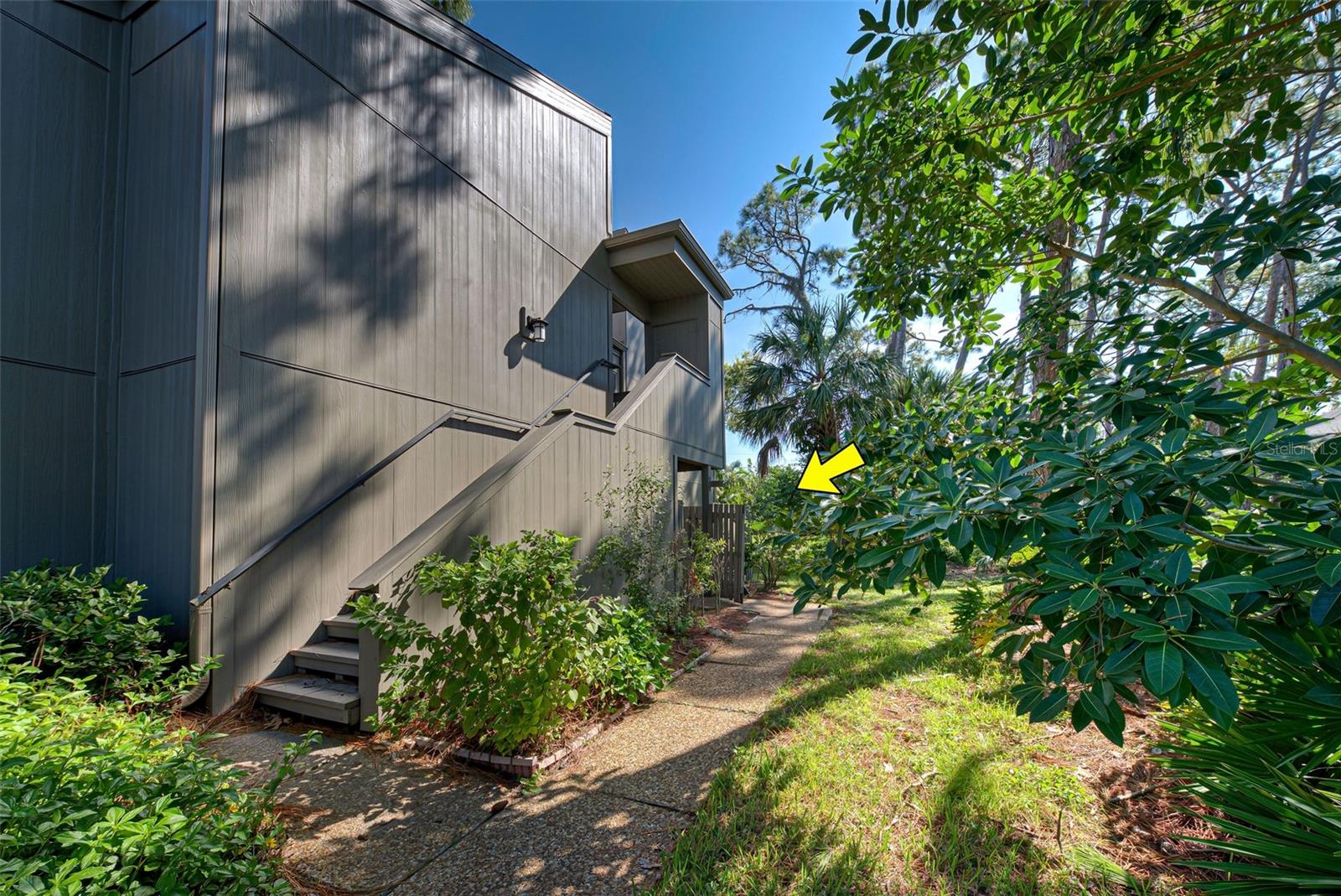 201 WOODLAND DRIVE 201