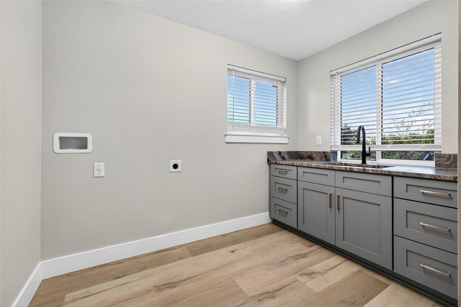 EMERY'S NO 1 SUB - Residential