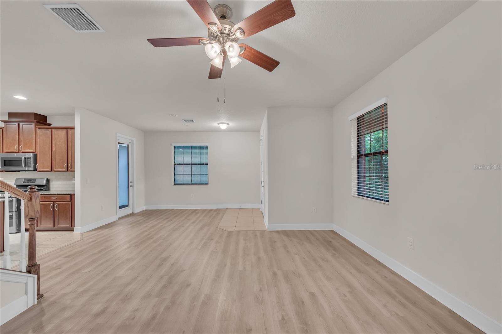 FISHHAWK RANCH VILLAS - Residential Lease