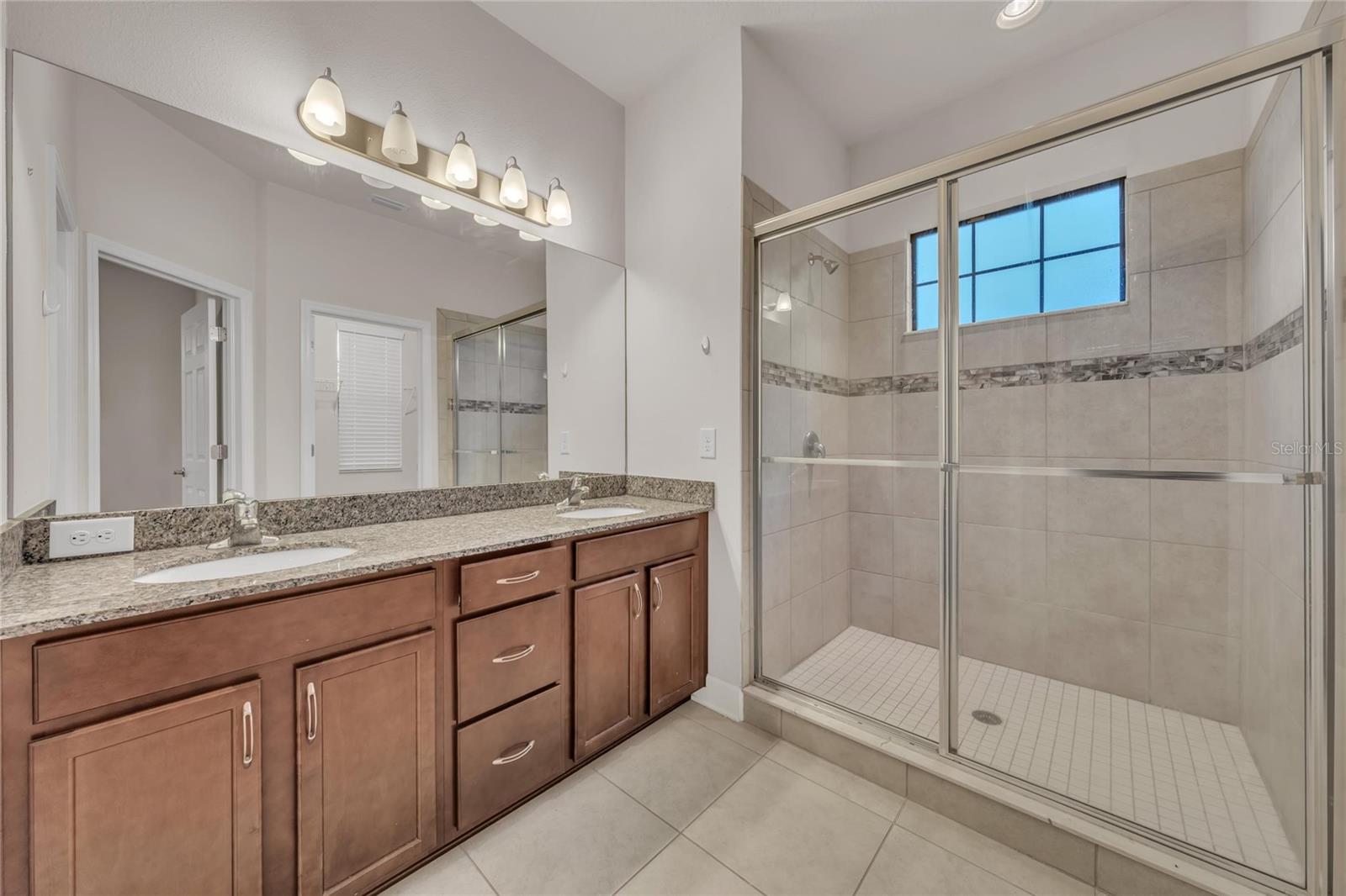 FISHHAWK RANCH VILLAS - Residential Lease