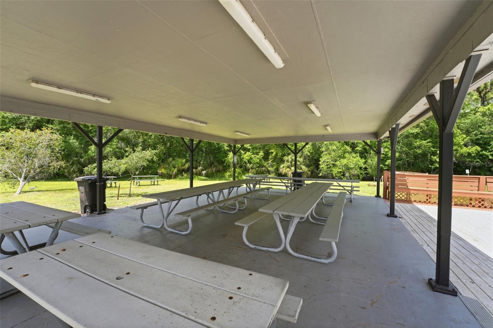 SWEETWATER OAKS SEC 05 - Residential