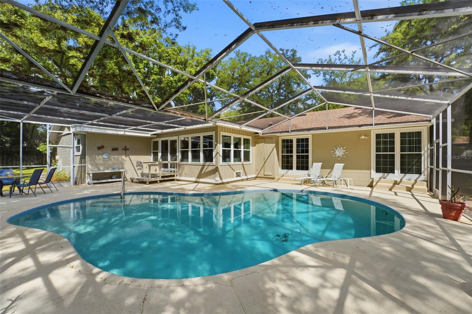 SWEETWATER OAKS SEC 05 - Residential