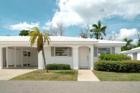 Photo of 669 Spanish Drive N #21, Longboat Key, FL 34228 (MLS # A4653816)