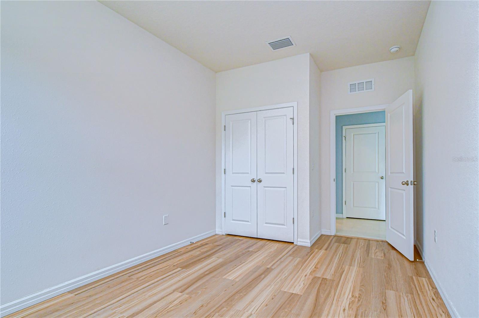 SOUTHSHORE BAY - Residential