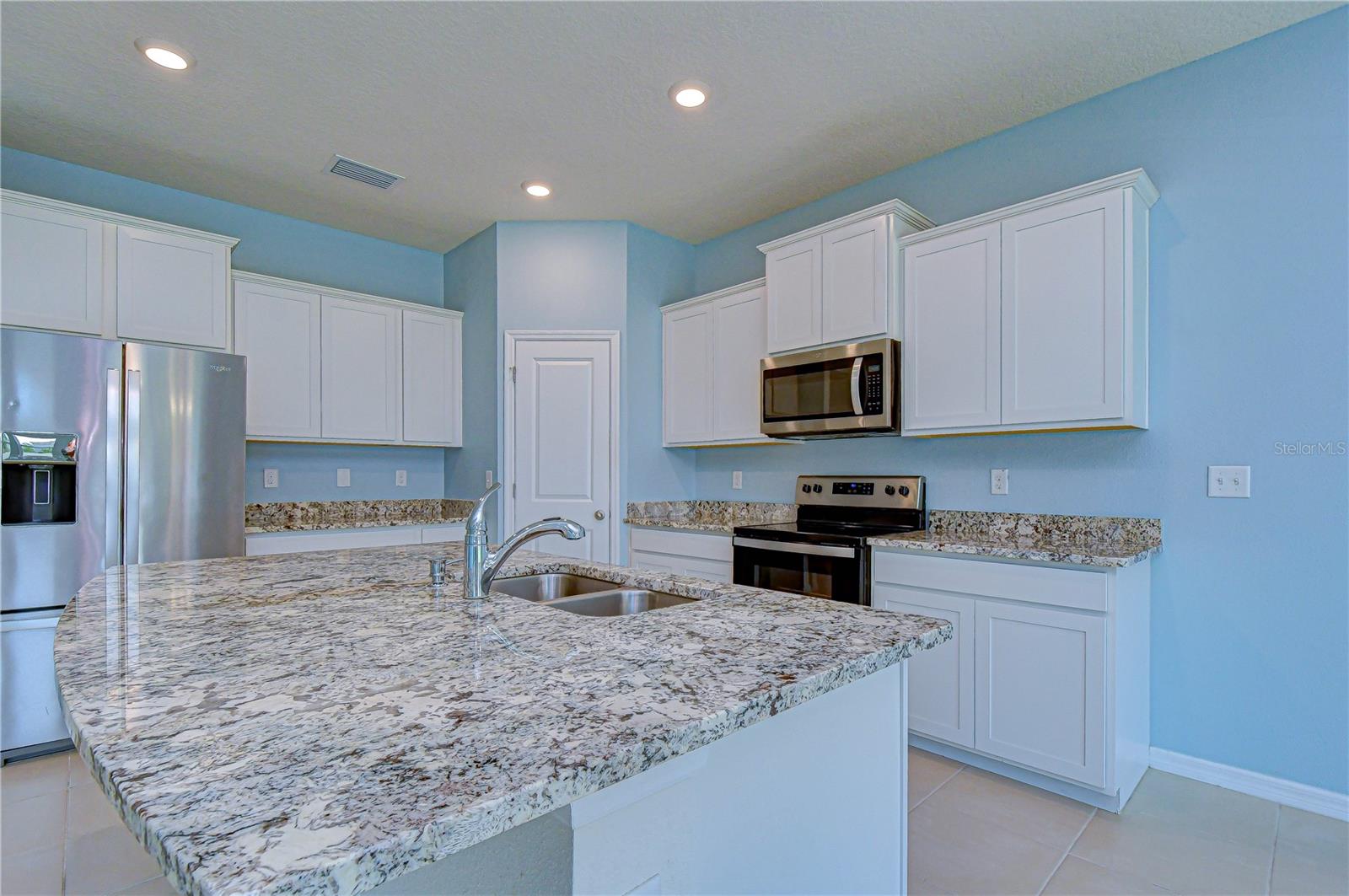 SOUTHSHORE BAY - Residential