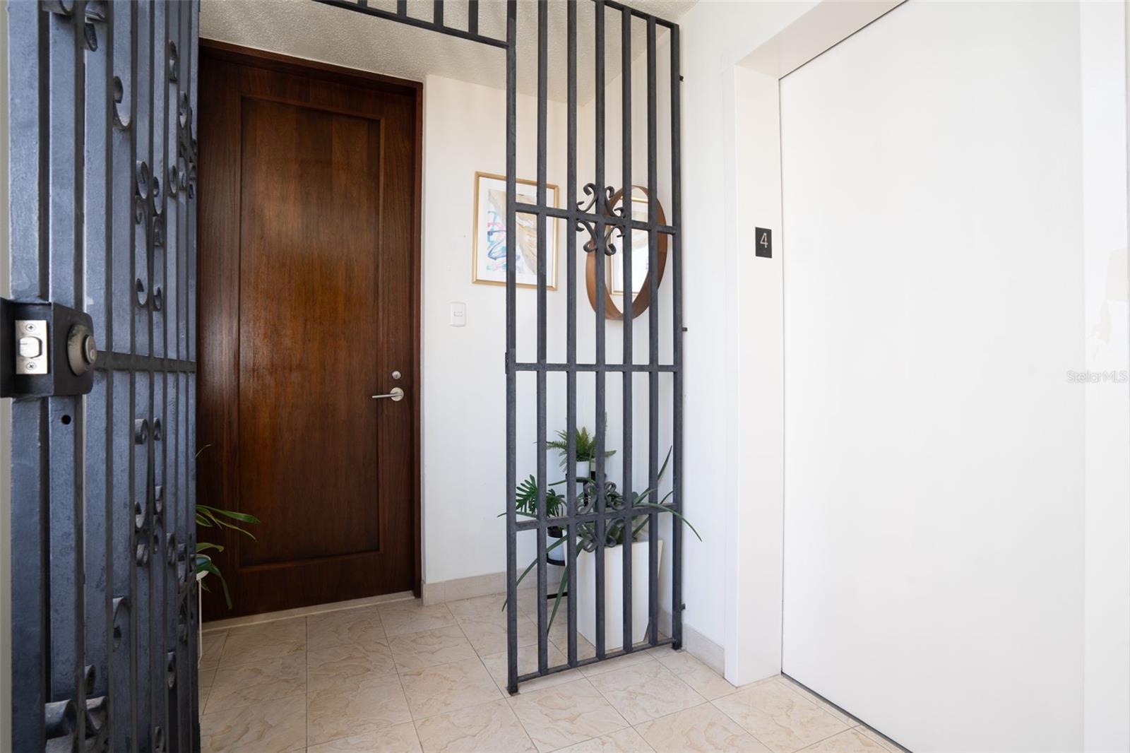 86 CERVANTES STREET 4B