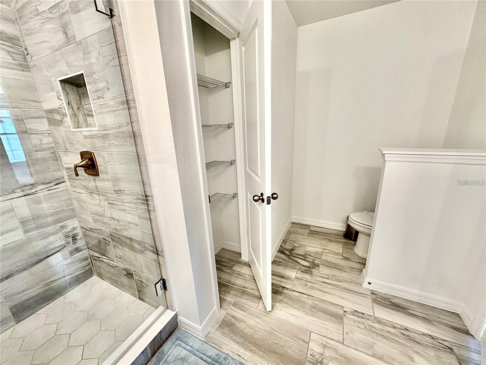 FESTIVAL PH 5 - Residential