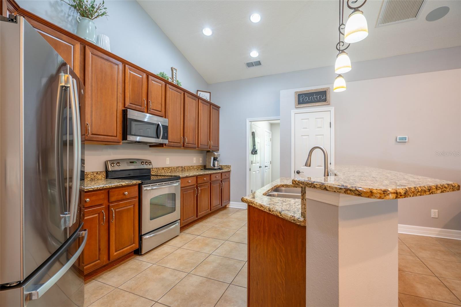 211 ROYAL BONNET DRIVE