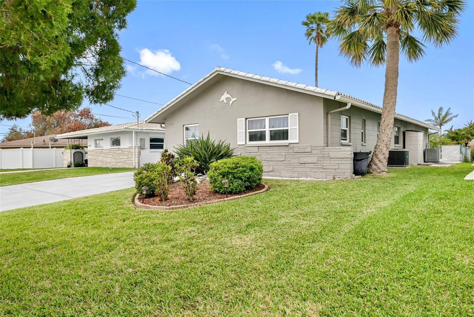5047 BONITO DRIVE