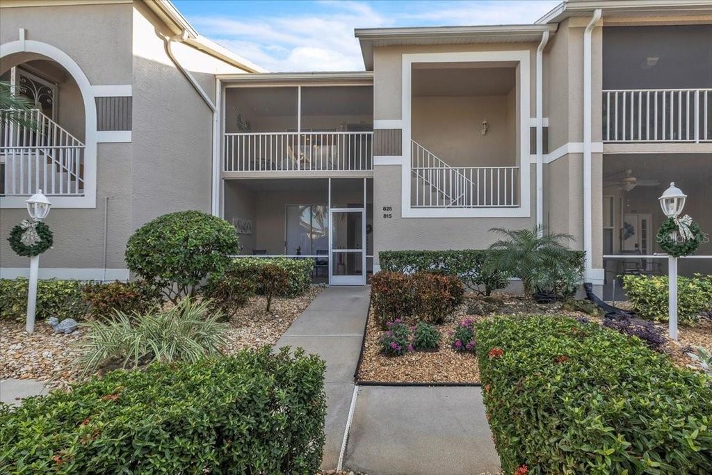 Photo of 9601 Castle Point Drive #825, Sarasota, FL 34238 (MLS # C7519317)