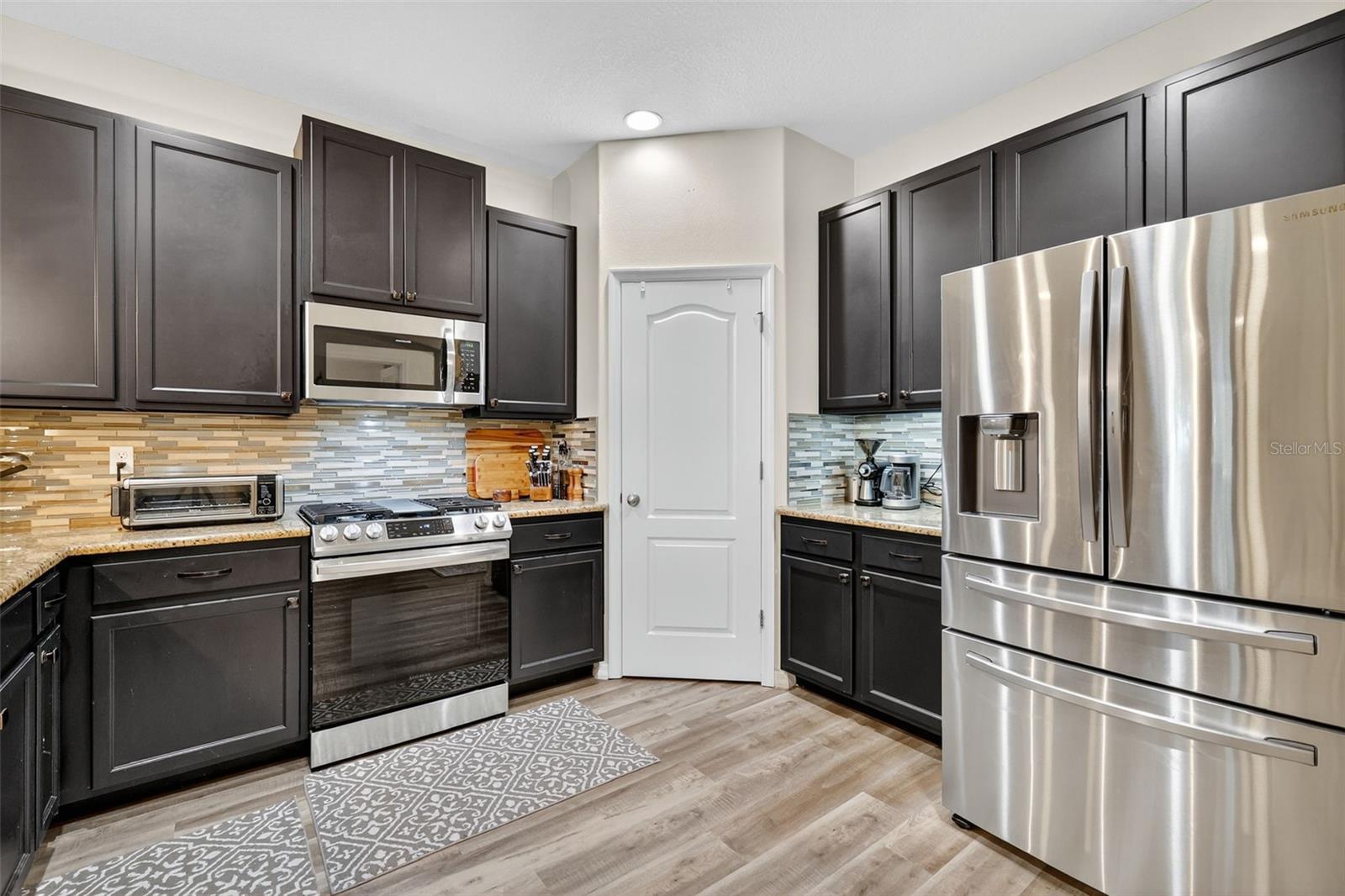 CRESTRIDGE/LEESBURG - Residential