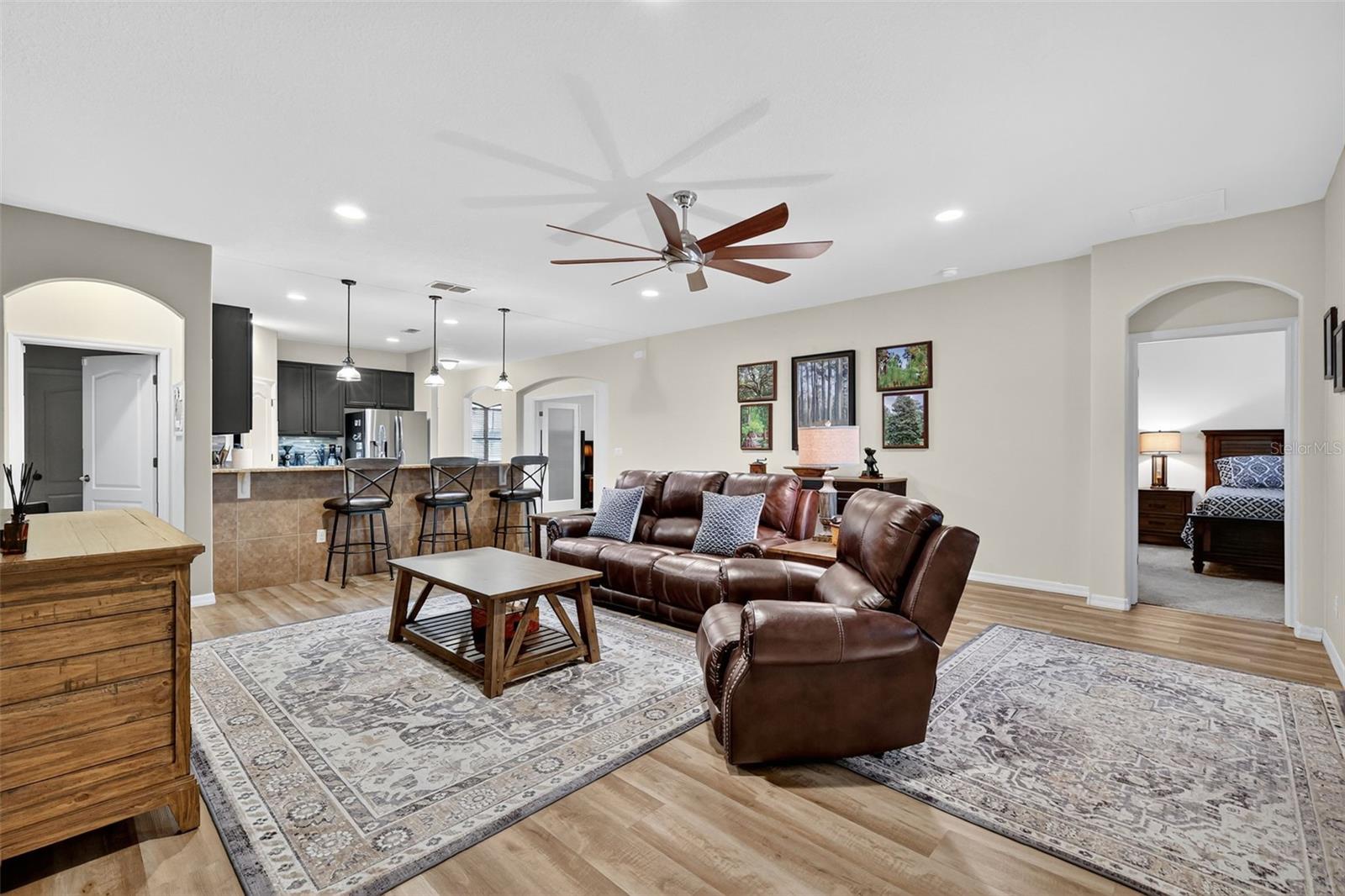CRESTRIDGE/LEESBURG - Residential