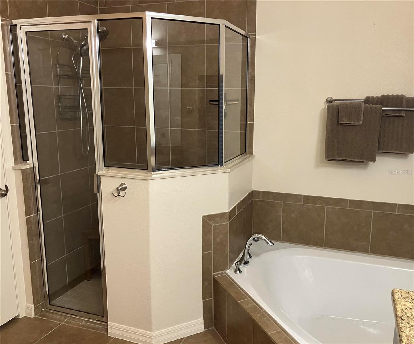 CRESTRIDGE/LEESBURG - Residential