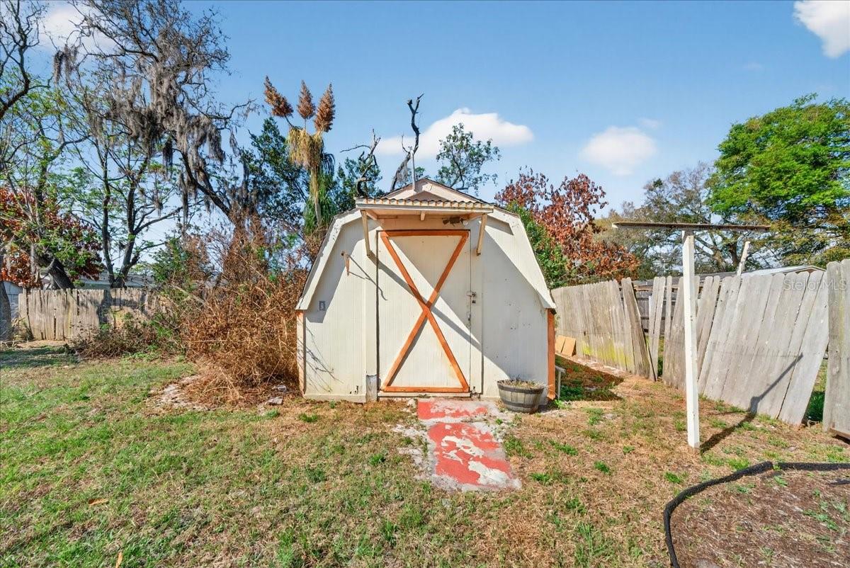 PEACH LAKE MANOR - Residential