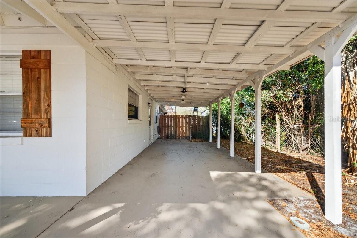 PEACH LAKE MANOR - Residential