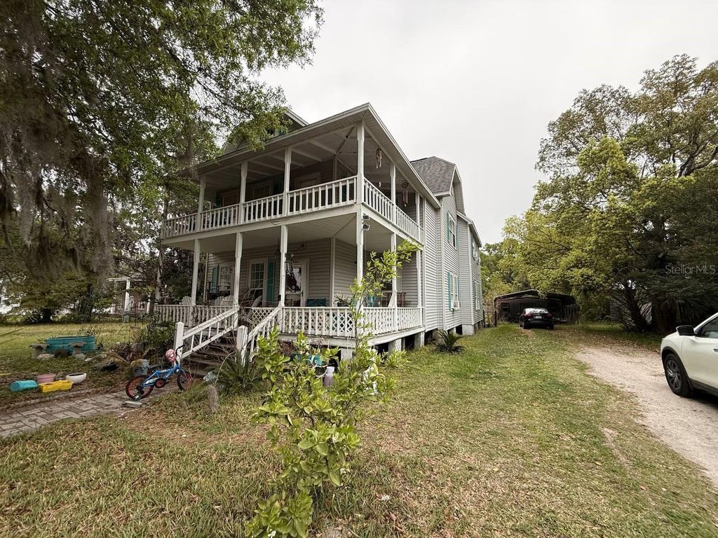 Photo of 324 N Walnut Street, Starke, FL 32091 (MLS # A4687654)