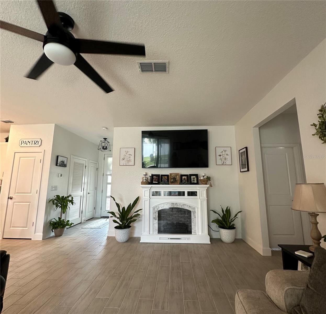 4033 UNION LANE