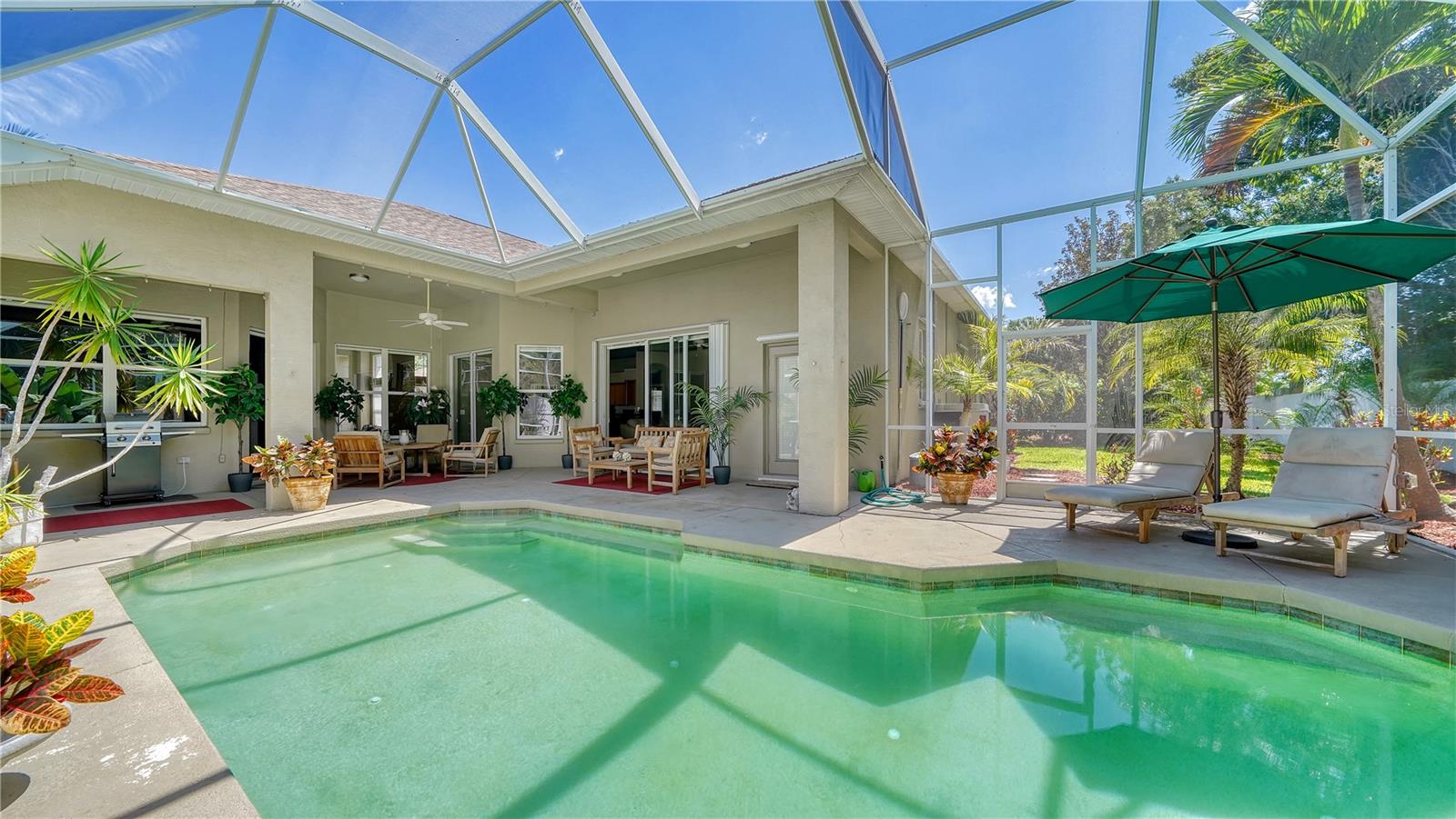 CARLYLE AT VILLAGES OF PALM-AIRE - Residential Lease