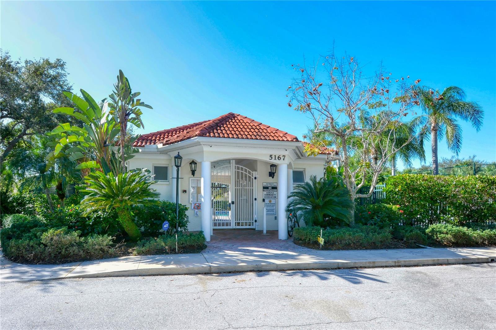 CARLYLE AT VILLAGES OF PALM-AIRE - Residential Lease