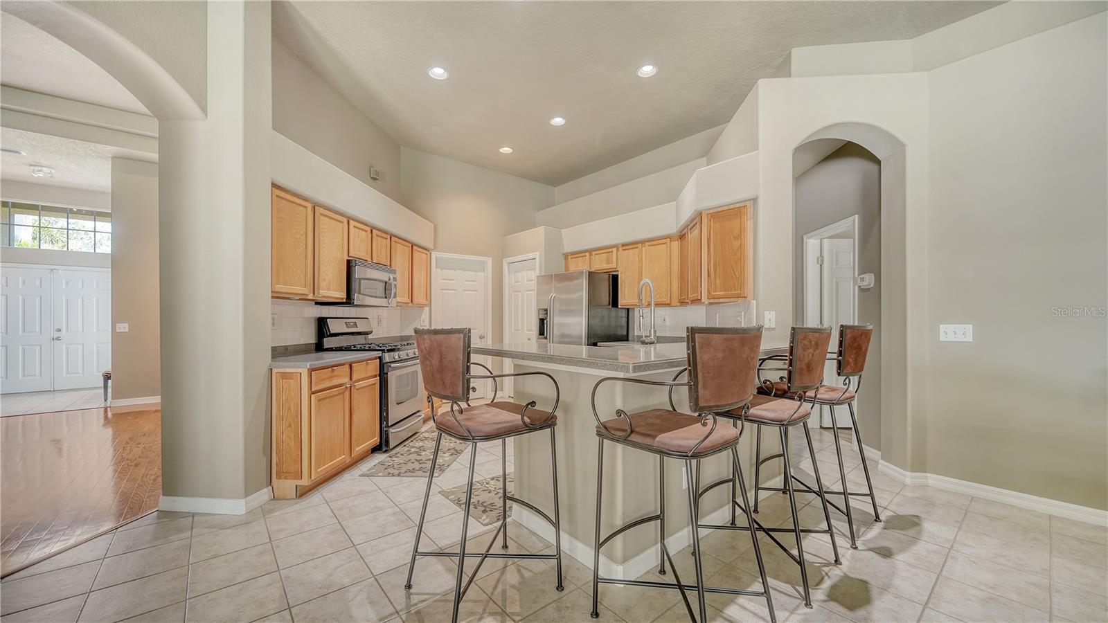 CARLYLE AT VILLAGES OF PALM-AIRE - Residential Lease