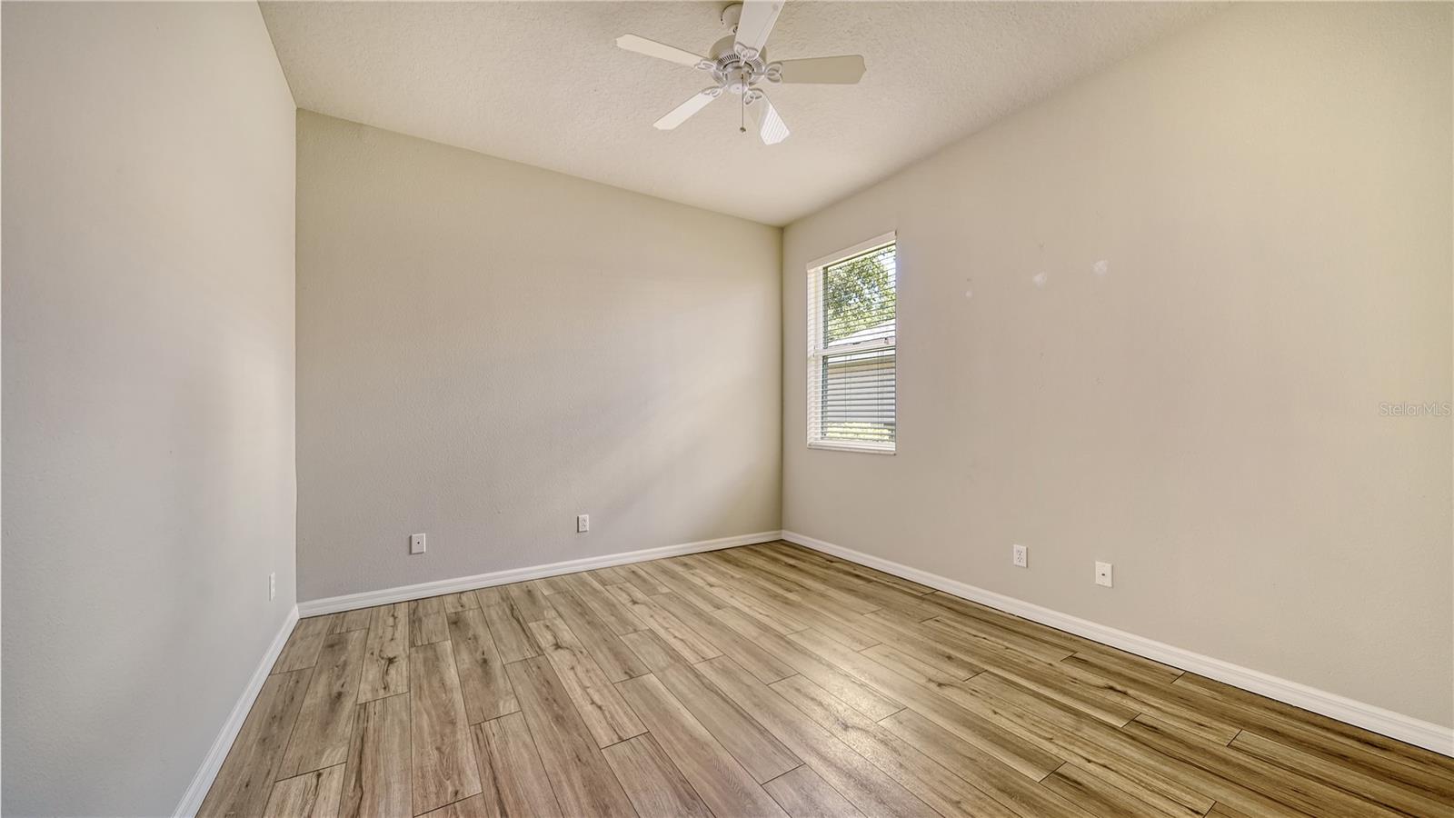 CARLYLE AT VILLAGES OF PALM-AIRE - Residential Lease